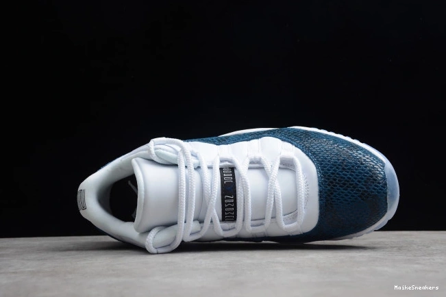 MaikeSneakers Jordan Blue Low Snakeskin 11 Air CD6846-102 Navy 0802